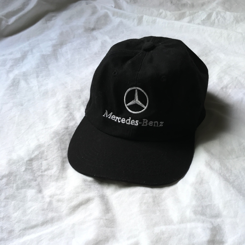 Mercedes Benz Hat